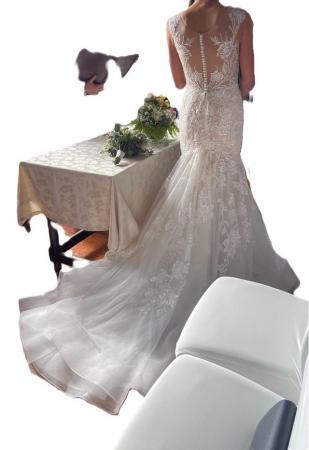 Image 2 of Gorgeous Lo Adoro Wedding dress.