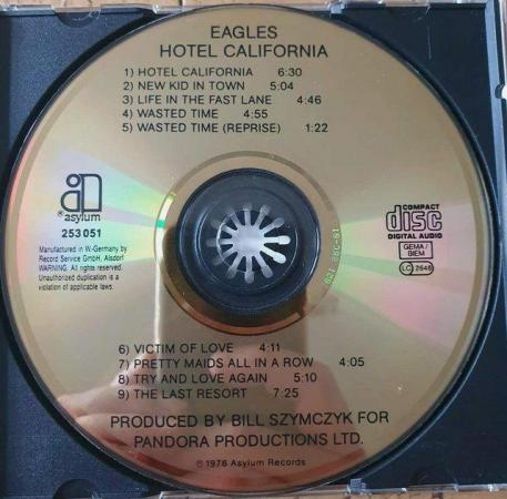 Image 3 of Eagles. Hotel California. Gold
