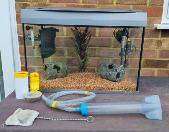 Image 1 of 60 ltr tropical set up- with or without stand