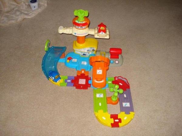 Image 2 of Toot Toot Drivers Airport by vtech