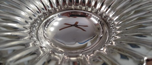 Preview of the first image of Round decorative bowl silver 925.