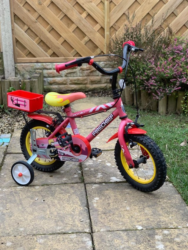 Child’s bike with new stabilisers. - £20
