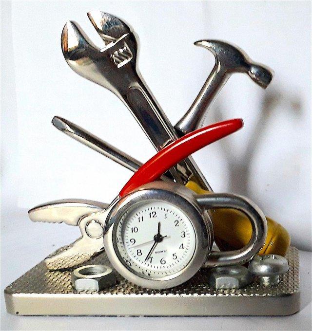 Preview of the first image of MINIATURE NOVELTY CLOCK - A DIY TOOL SET.