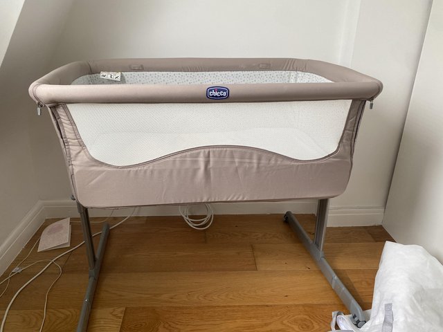 Preview of the first image of Chicco baby bed for sale.
