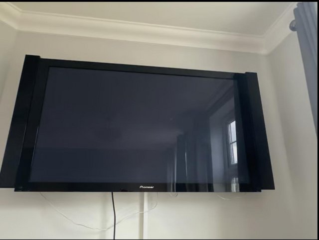 Preview of the first image of Pioneer Plasma TV with Speakers 50inch.