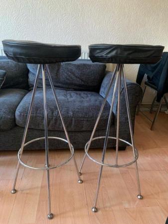 Image 1 of Black leather top bar / kitchen stool