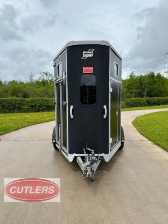 Image 2 of Ifor Williams HB506 Horse Trailer MK2 Black 2014 PX Welcome