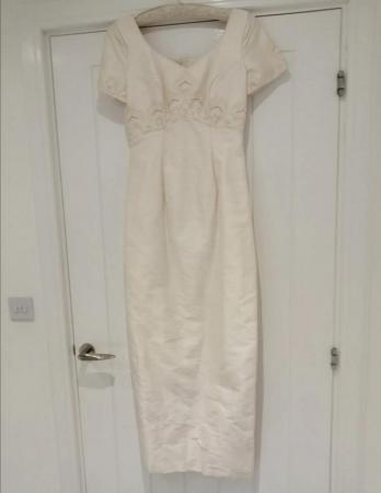 Image 2 of Wedding dress ivory shot silk size 10-12 slimfit