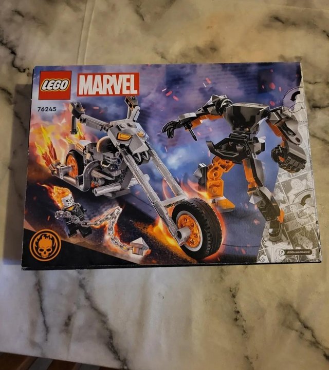 Preview of the first image of LEGO 76245 Marvel Ghost Rider Mech & Bike Motorbike New & Se.