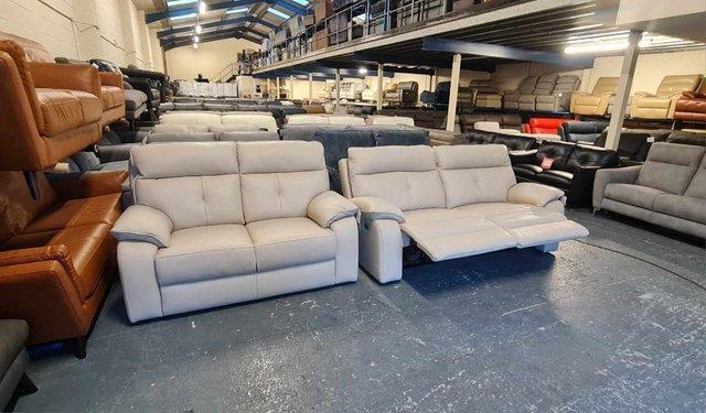 Image 4 of Italian Lugano cream leather 3+2 seater sofas