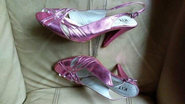 Preview of the first image of LADIES SIZE 7 STILETTO SHOES...