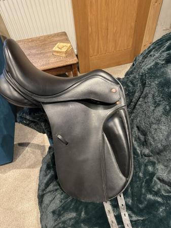 Image 3 of Kent & master Adjustable gullet dressage saddle 18”