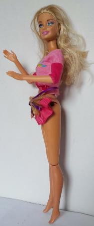 Image 3 of BARBIE DOLL 2010 - ARTICULATED- 30 cm VERY GOOD