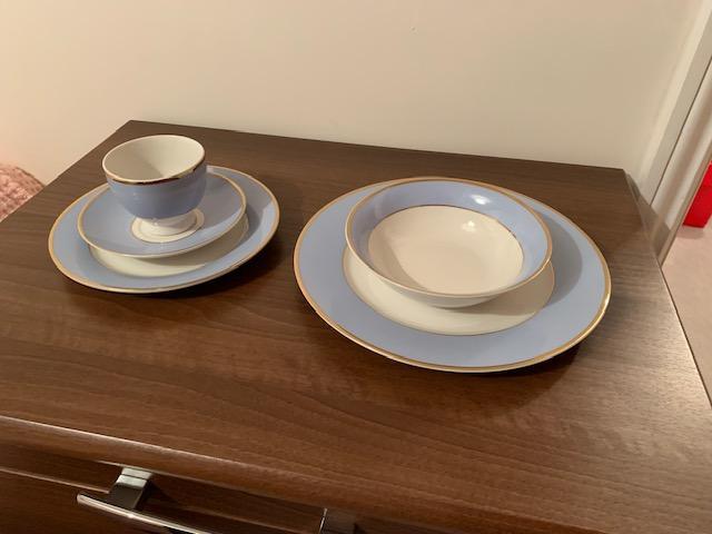 Preview of the first image of Royal Doulton 20 Piece Dinner Service.