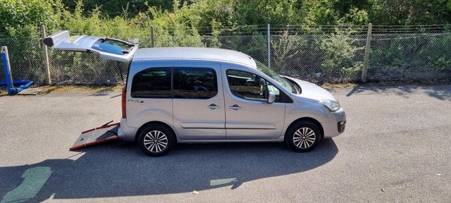 Image 3 of Automatic Disabled Access Peugeot Partner Low Mileage 2016