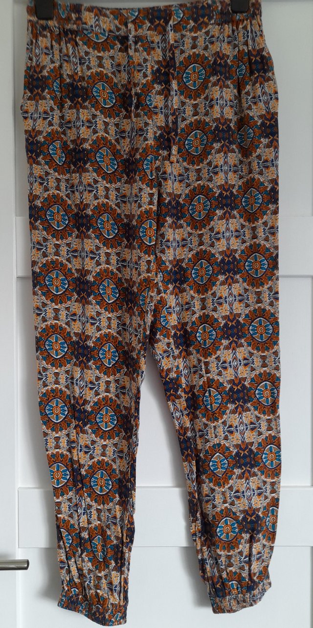 Preview of the first image of 'Fatface' Women's Trousers.