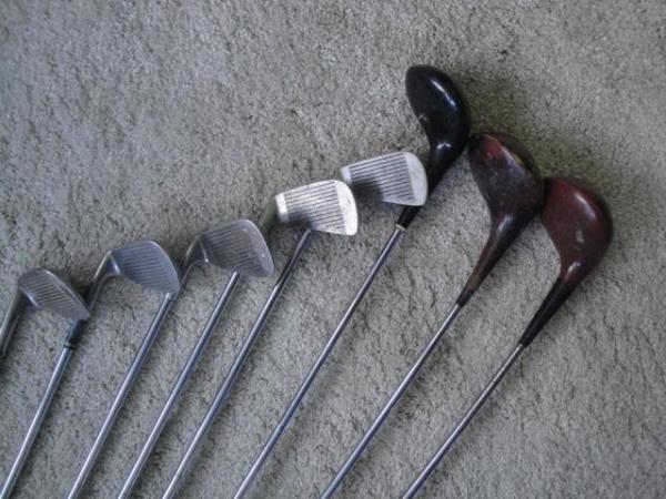 Image 2 of 8 Golf Clubs & Bag. Used. Right handed L63-69