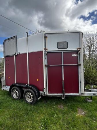 Image 1 of Ifor williams HB510R 2 horse trailer