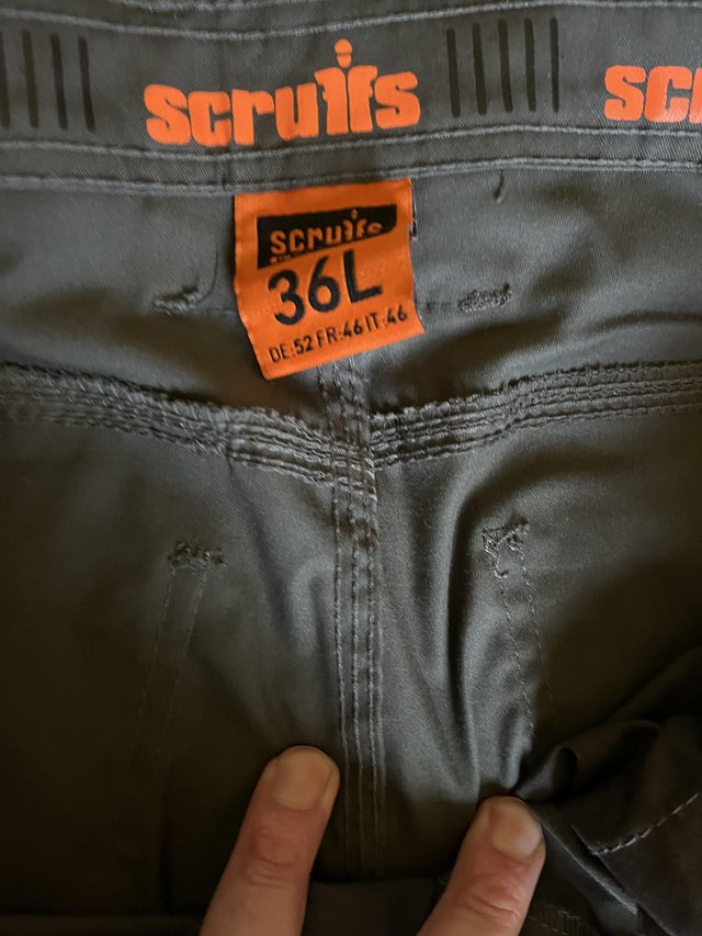 Preview of the first image of Men’s scruffs work trousers.