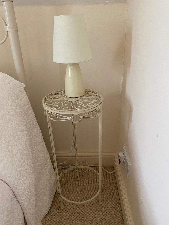 Preview of the first image of 2 x METAL BEDSIDE LAMP TABLES, WHITE.