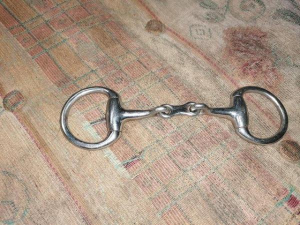 Image 2 of Snaffle bit barely used price includes postage