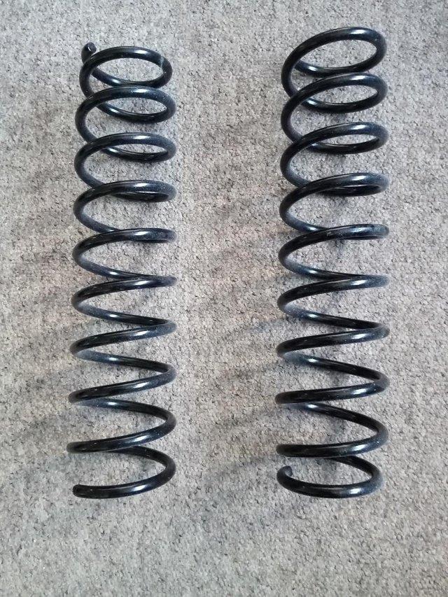 Preview of the first image of VOLVO V40 REAR SUSPENSION COIL SPRINGS.