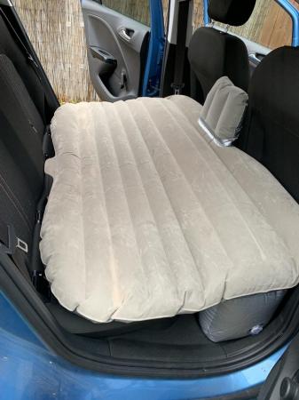 Image 2 of Inflatable car bed for back seats