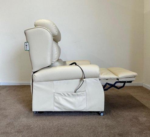 Image 21 of ELECTRIC RISER RECLINER DUAL MOTOR CHAIR LEATHER CAN DELIVER