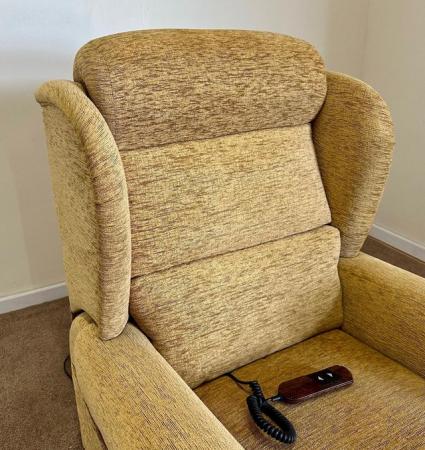 Image 4 of PETITE ELECTRIC RISER RECLINER GOLD CHAIR ~ CAN DELIVER