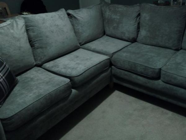 Image 3 of Amazon corner sofa seats 5