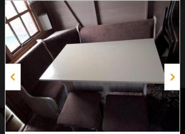 Image 1 of Corner bench seat and dining table