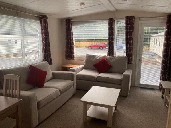 Image 3 of Immaculate Victory Vision 35' x 12' Holiday Home