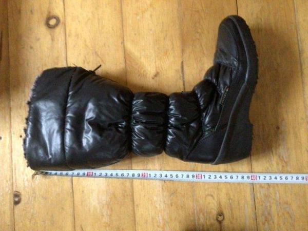 Image 3 of Black ladies’ long boots, size 4