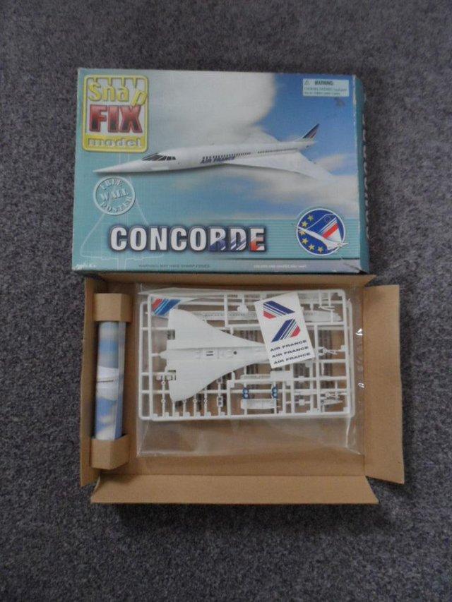 Preview of the first image of 1980s Concord snap together model.