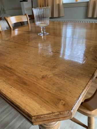 Image 6 of Beautiful Victorian Oak Table