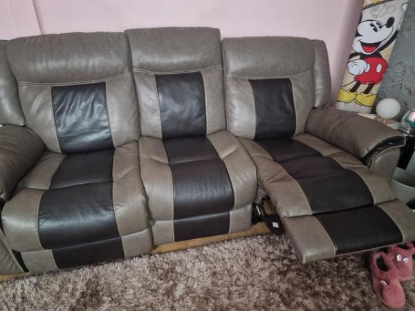 Image 3 of 2x Reclining Sofa's (3 seater & 2 seater)