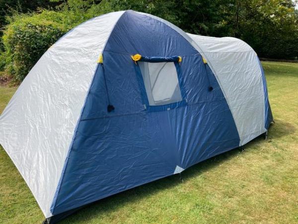 Image 3 of 8 Person Dome tent in blue/ grey