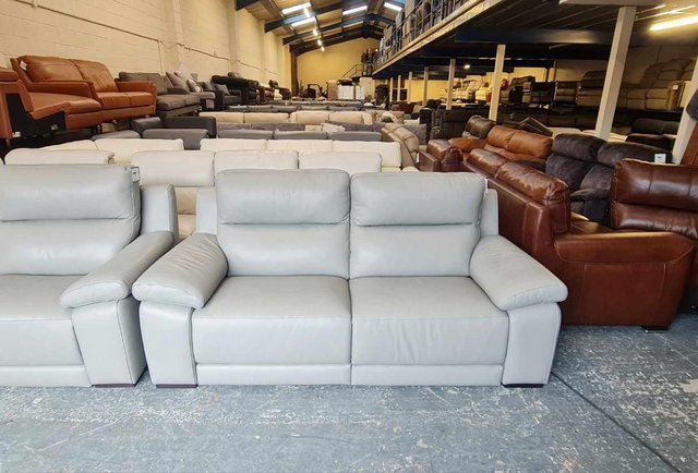 Image 15 of Italian Moreno grey leather electric pair of 3 seater sofas
