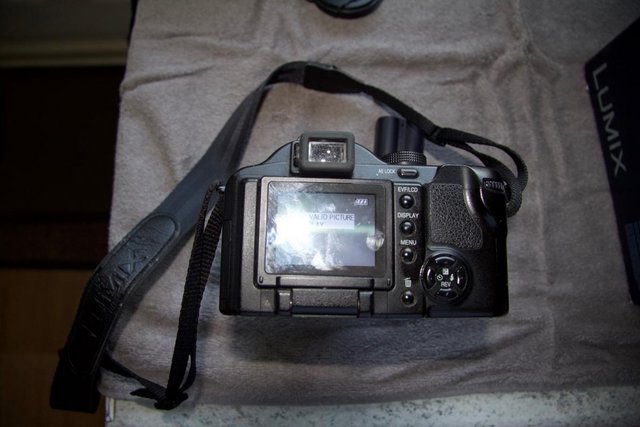 Image 2 of Panasonic Lumix DMC-FZ308MP 12x Zoom Digital Camera LOWEPRO