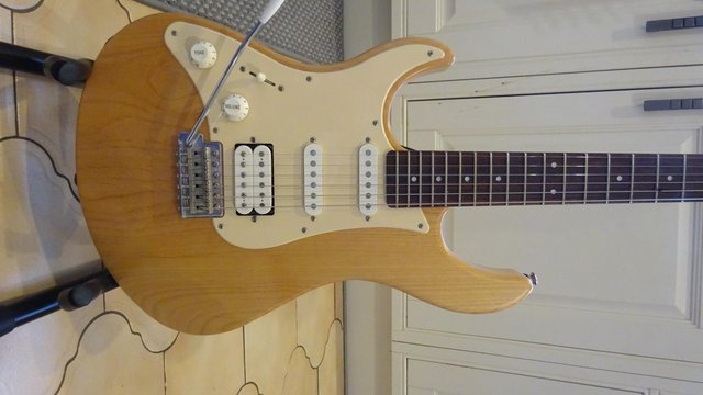 Image 3 of left handed Yamaha Guitar