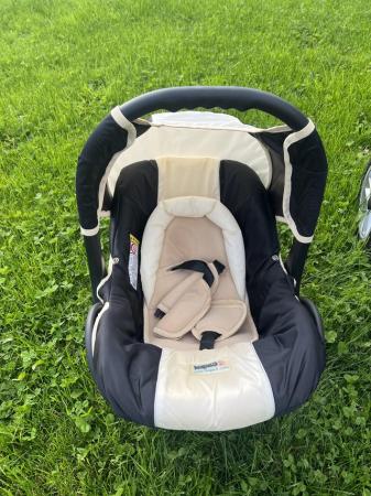 Image 2 of Pushchair with car seat
