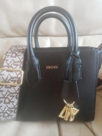 Image 1 of Dnky small nearly new handbag