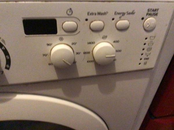 Image 2 of Indesit washing machine only 2 years old