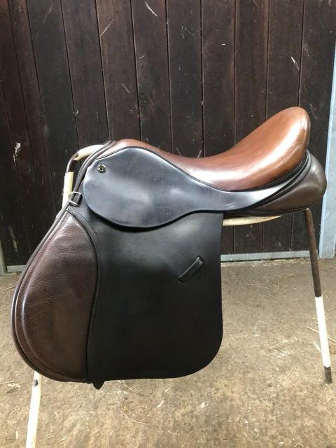 Preview of the first image of 17" Equine Fit Brown Leather Saddle Wide Fit.