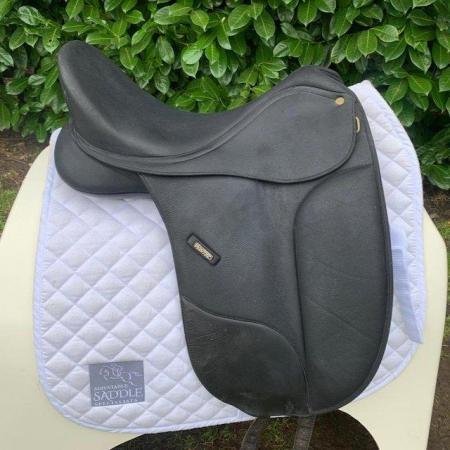 Image 10 of Wintec 17.5” Isabell Werth Dressage