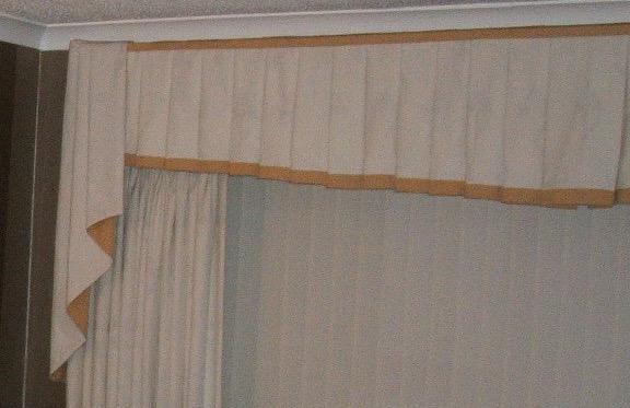 Image 1 of Cream Lounge Curtains with Thistle design same colour.