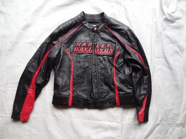 Preview of the first image of Harley Davidson Women’s leather jacket.