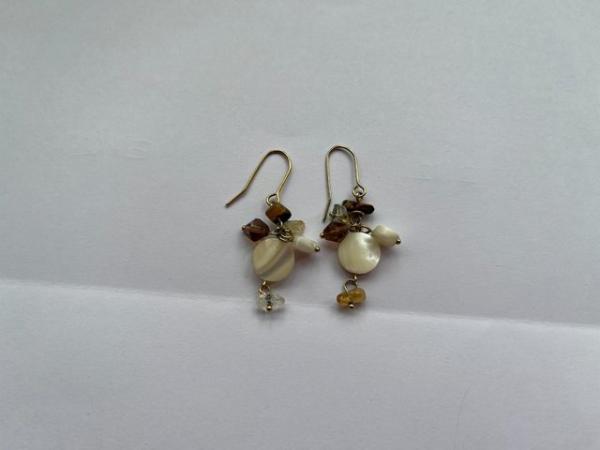 Image 1 of Cream & Brown 2 pairs of earrings
