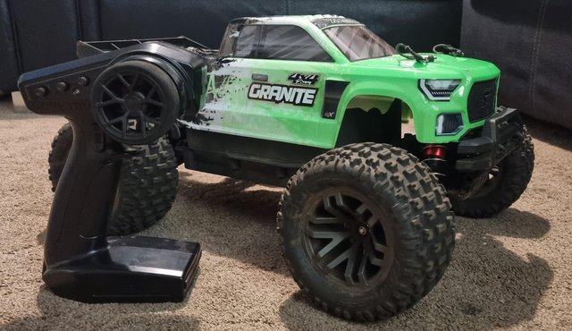 Preview of the first image of Arrma granite 3s v3 rc car.