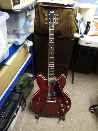 Image 3 of BURNY ES 335 CHERRY 2017 AS NEW CONDITION